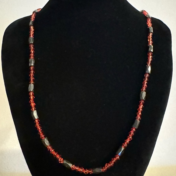 ⚜️3 for $30⚜️ Vintage Hematite Wrap Bracelet / Necklace (Red faceted crystals) - Picture 11 of 15